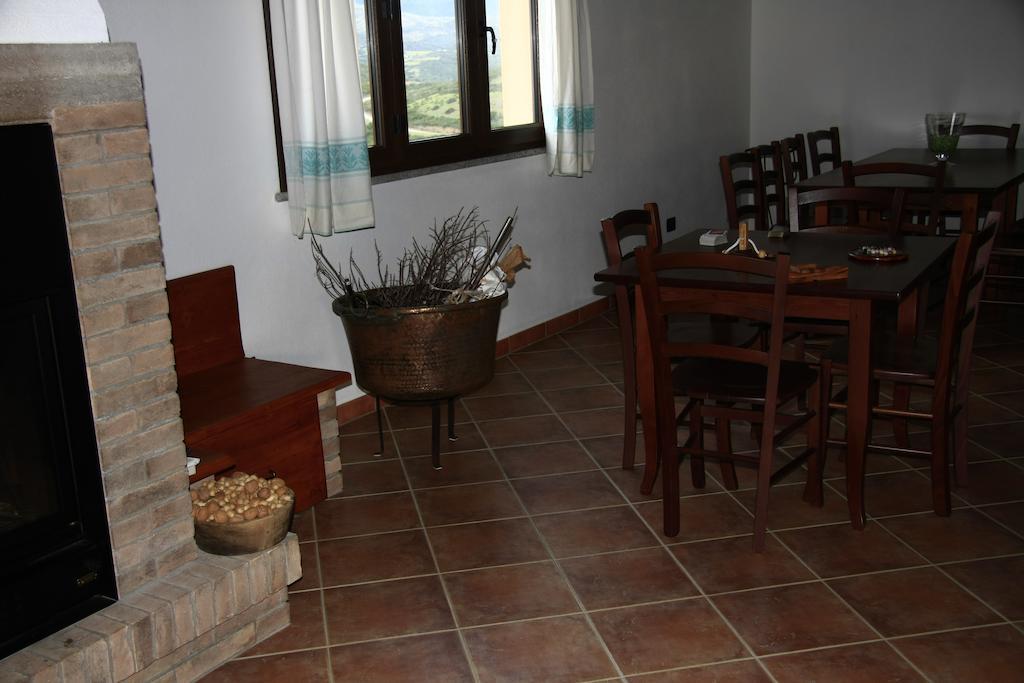أربوس Agriturismo Costa Verde الغرفة الصورة
